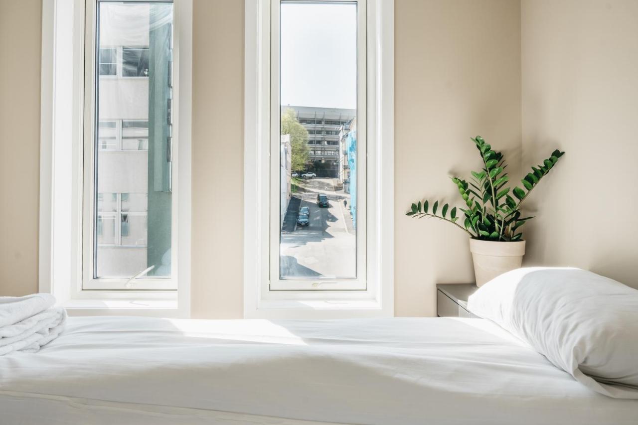 Stay Urban - Scandinavian Comfort With Private Balcony Берген Экстерьер фото